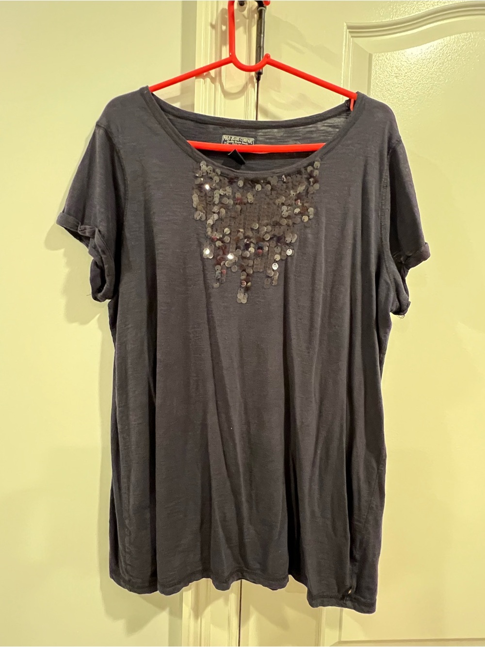 Women’s Short-Sleeve Sequin Accent Top - navy blue